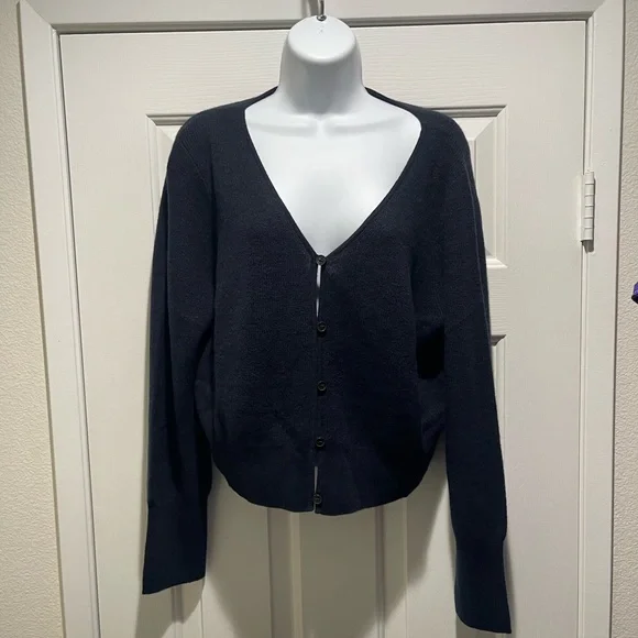 NWT J Crew Cashmere Button-up Navy Cardigan - Picture 1 of 7